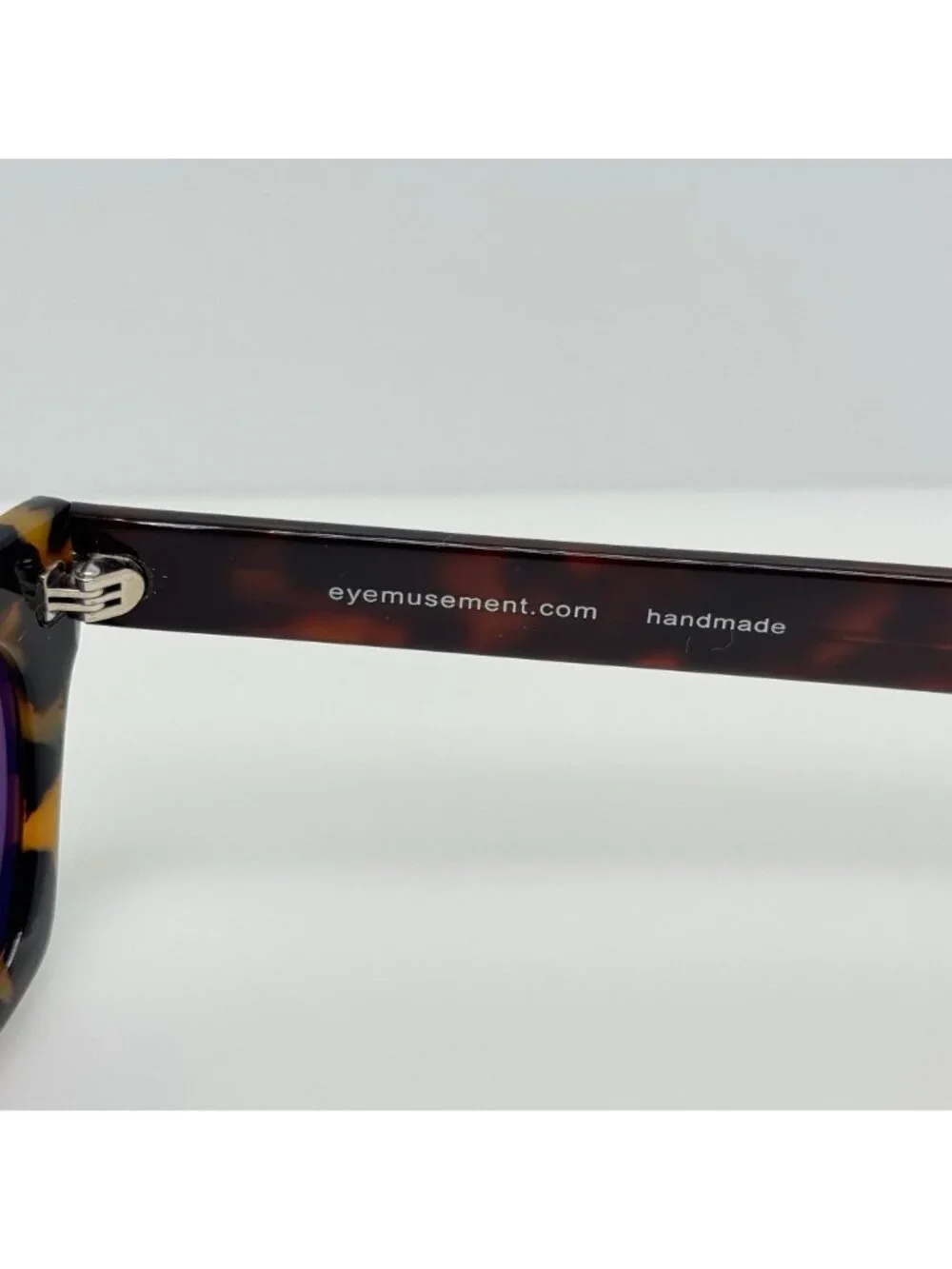 Eyemusement Zee Tort/Tort Sunglasses 52-19-145